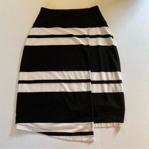 Athleta Womens‎ Skirt Small S Black White Striped Faux Wrap Around Stretch